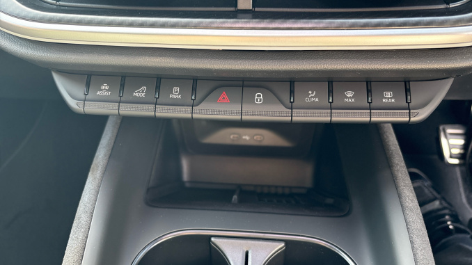 Skoda Enyaq 250kW vRS 84kWh 4x4 5dr Auto Electric  - Image 13